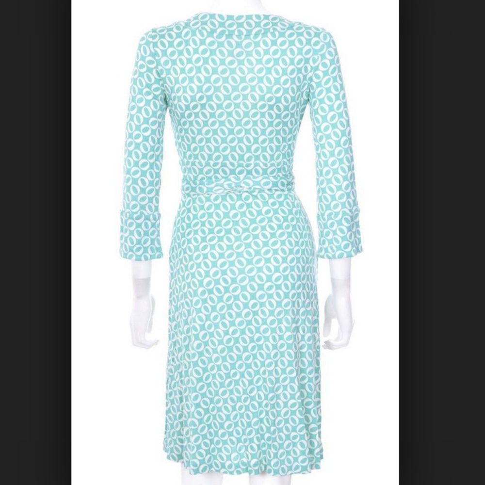 DVF Melicent Green O Print 3/4 Sleeve Wrap Dress - Picture 3 of 8